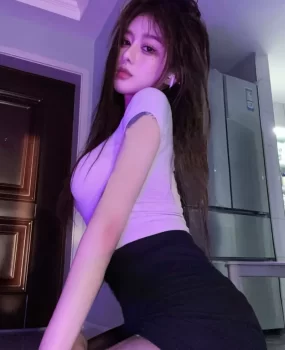 妩媚大屁股夜店长腿黑丝女孩好骚