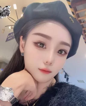 兼职老师小兰兰