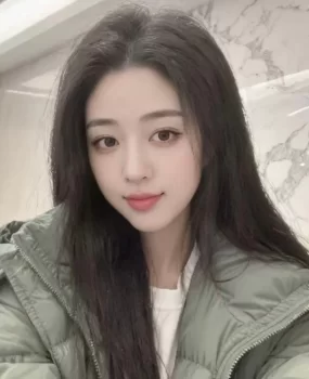 丰满兼职梓琪很有料