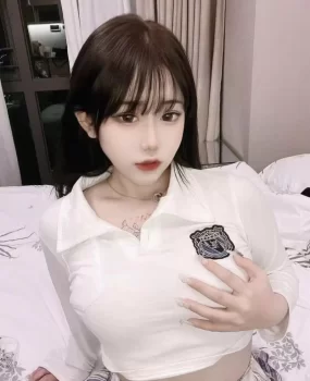 清纯大波妹