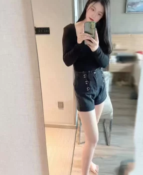 慧慧23岁刚下海可以看看