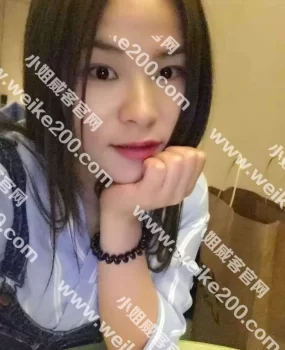 新北气质美眉豆妹很有文艺范