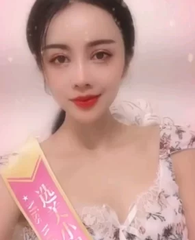 三点粉雪白模特水多