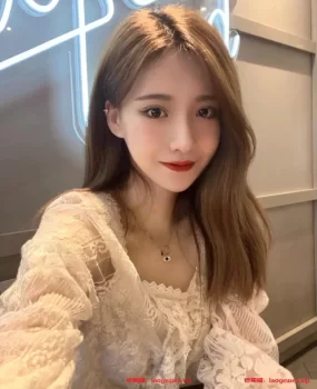 黑丝长腿小姐姐 兼职